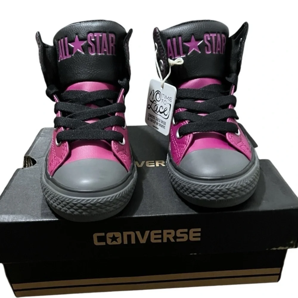 NWT Converse All Star Hightop Size 1